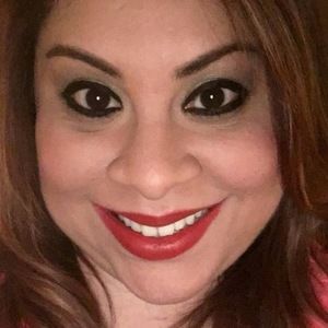 Meet your Posher, Eva